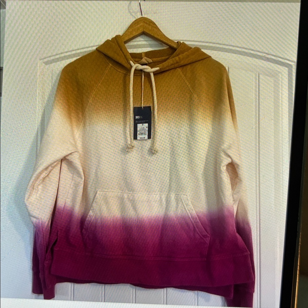 Universal Thread Target  Hoodie Size Medium